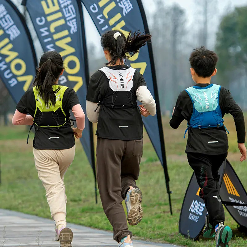 Trail Running Vest Kids's  5L + 750ml Bladder