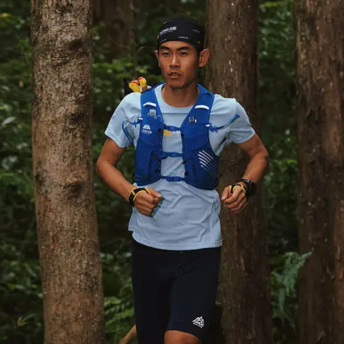 Aonijie Champion Leap Series 10L Vest W 2x Flask