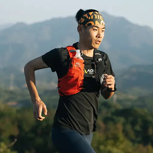 Aonijie Champion Leap Series 10L Vest W 2x Flask