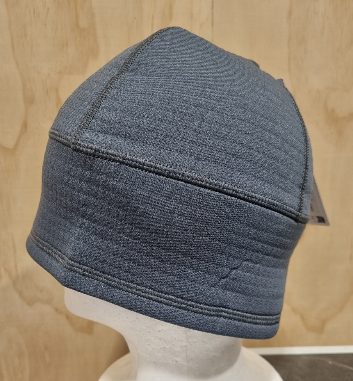 2XU Ignition Haptic Beanies