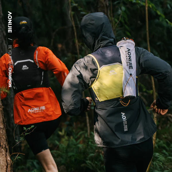 Aonijie Monte Blanc Series 4L Trail Vest w/Flasks