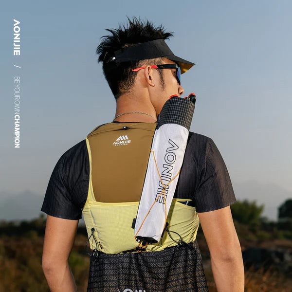 Aonijie Monte Blanc Series 8L Trail Vest w/Flasks