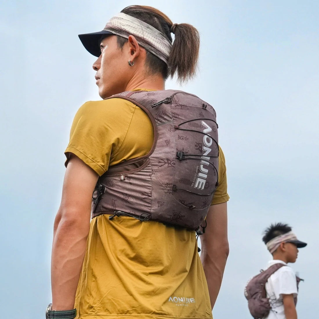 Aonijie Leap Series  New 10L Vest